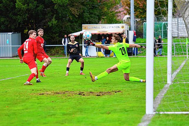 Bild 16: Unsere große Bildergalerie vom Verbandsligaspiel zwischen dem TSV Singen und dem Freiburger FC