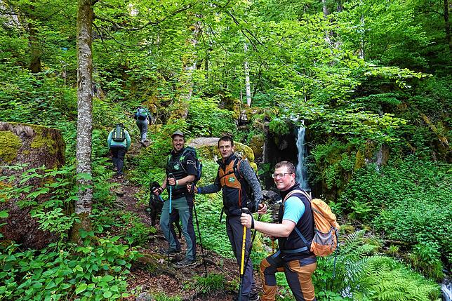 Bild 10: 180 Teilnehmer beim 42-Kilometer-Wandermarathon: Das sind die Bilder