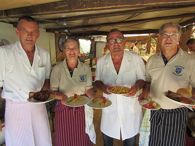 Bild 21: Bilder: Heißes Sommerfest in Engelswies mit Blaskapelle Peng