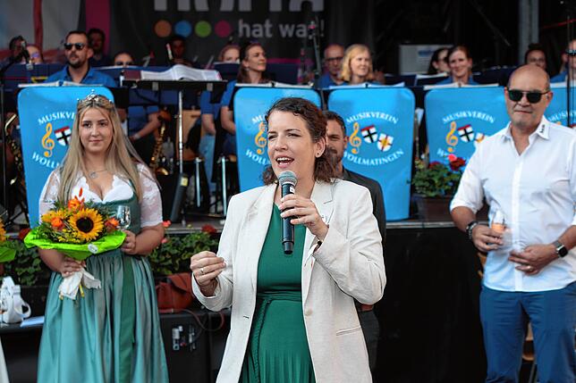 Bild 27: Bilder vom Weinfest Konstanz 2024: Feiern auf dem Stephansplatz