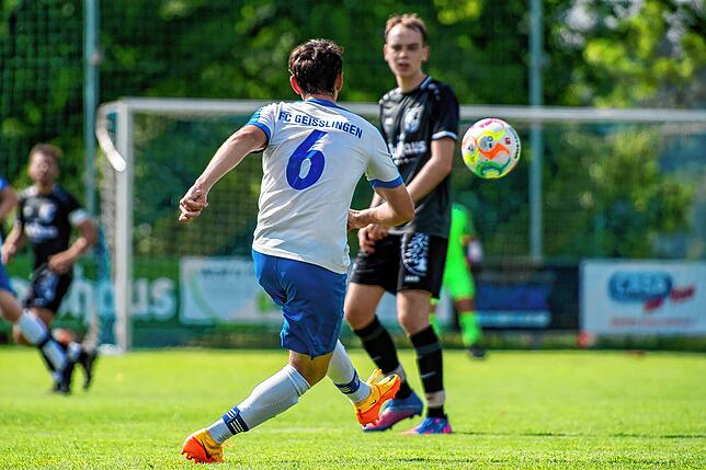 Bild 17: SV Waldhaus schafft den Ausgleich zum 1:1 beim FC Geißlingen &ndash; und wir haben Bilder!