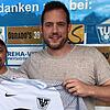 Neuzugang: Der sportliche Leiter des TuS Lörrach-Stetten, Franco Viteritti (links), freut sich über die Verpflichtung von Torhüter Nils ...