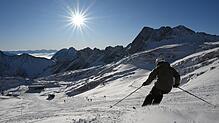 Riesige Skigebiete laden weltweit zum Wintersport auf hunderten Pistenkilometern ein.