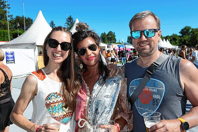 Bild 32: Gute-Zeit: Bilder von DJ Pretty Pink und Anja Schneider beim Festival in Konstanz