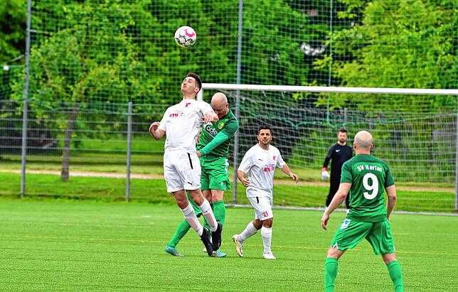 Bild 12: SV Herten holt ein 2:2 gegen den TuS Binzen &ndash; und wir haben Bilder!