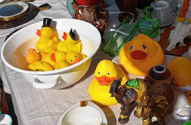 Bild 2: Bilder vom Flohmarkt in Markdorf