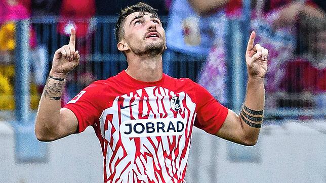 Er konnte es kaum fassen: Maximilian Philipp nach seinem Siegtor gegen Bremen.