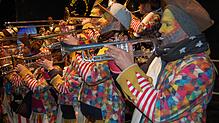 Ein riesiges Spektakel war am vergangenen Freitag wieder das grenzüberschreitende Open-Air-Guggen-Festival der Roli-Guggers im ...