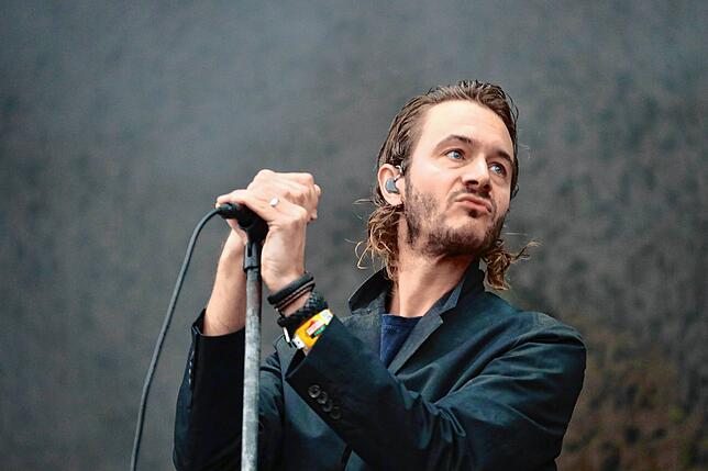Bild 11: Southside 2024: Die besten Bilder vom Auftritt der Editors