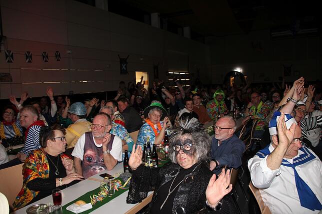 Bild 8: Bilder vom Bunten Abend der Narren Eggingen in der Gemeindehalle