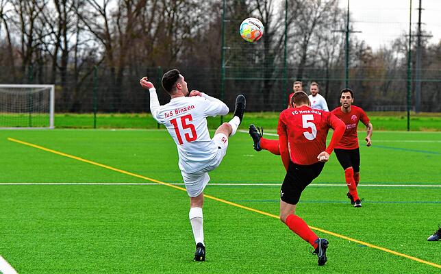 Bild 11: TuS Binzen besiegt den FC Hochrhein mit 4:2 &ndash; und wir haben Bilder!