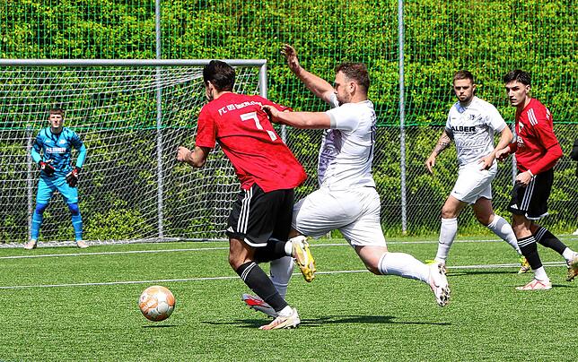 Bild 22: Bildergalerie vom Landesligaduell zwischen FC Überlingen und FV Walbertsweiler-Rengetsweiler