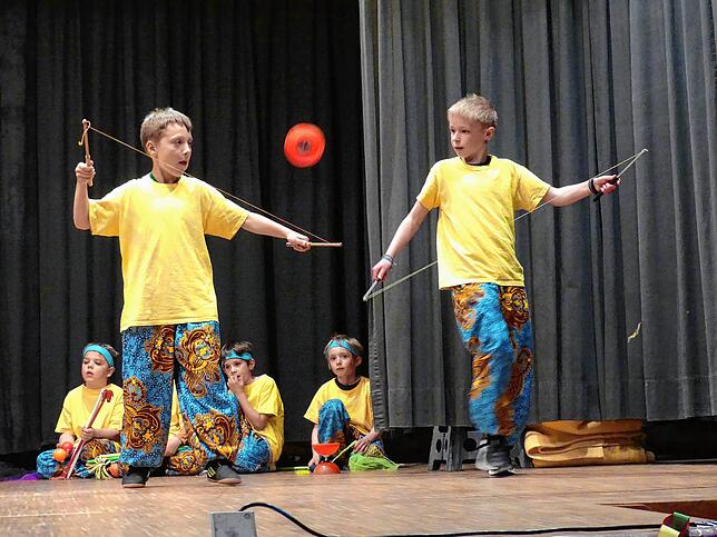 Bild 27: Zirkusvorstellung der Grundschule Bermatingen – Die besten Bilder