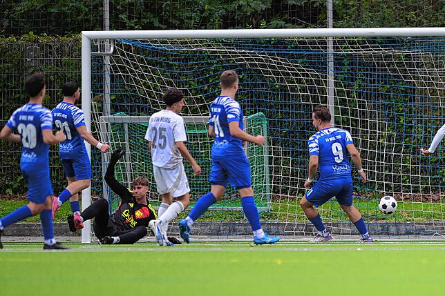 Bild 27: SV Weil II fegt den SV Blau-Weiß Murg mit 11:0 vom Platz – und wir haben Fotos!