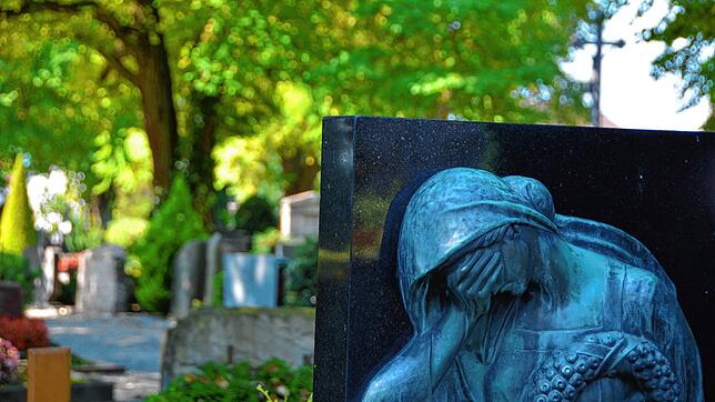 Der Meersburger alte Friedhof ist ein Ort der Trauer und des Andenkens.