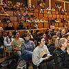 Die neuen Grundschulbezirke beschäftigen viele Eltern. Am Dienstagabend informierte die Stadt in der Aula der Goldenbühlschule über die ...