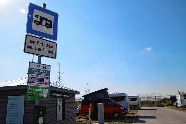 Der Wohnmobilstellplatz Kapelle hat sich als echtes Erfolgsmodell gestellt. Laut der Gemeindeverwaltung wurde er nahezu das ganze Jahr ...