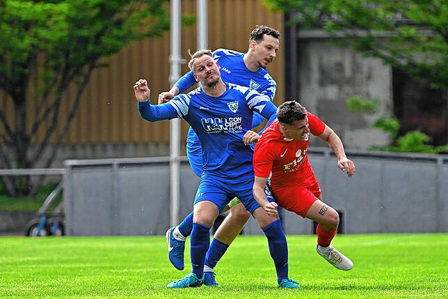 Bild 15: FC Tiengen 08 unterliegt mit 0:2 beim SV Weil – und wir haben Fotos!