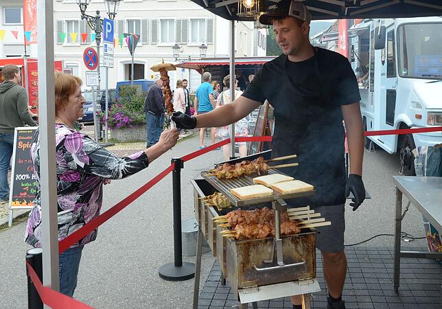 Bild 21: Bilder vom Markdorfer &bdquo;Street-Food-Markt&ldquo; auf dem Marktplatz