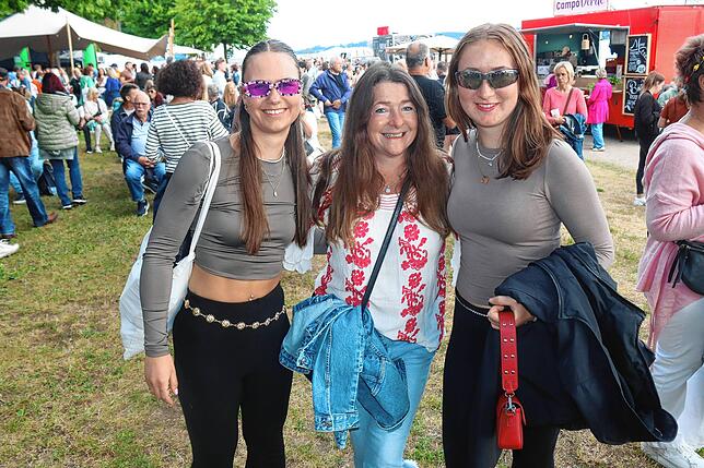 Bild 27: Mitreißender Auftakt beim Sound Beach Festival – ABBAmaniac liefert Hit auf Hit