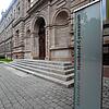 Das Humboldt-Gymnasium vermisst Jahrgangsstufe elf. Aufgrund eines Corona-Falles sind 120 Schüler und vier Lehrer in Quarantäne oder ...