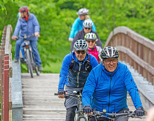 Der internationale Donautalradweg von Donaueschingen nach Passau lockt Jahr für Jahr tausende Radfahrer ins Donautal.