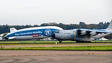 Ein Militärflugzeug vom Typ Airbus A400M, wie hier vor dem Zeppelin zu sehen, sollte im April wieder vom Bodensee-Airport aus starten. ...