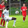 Wieder im Kader: Paul Mendy (Mitte) steht wieder im Aufgebot des SV 08 Laufenburg am Samstag in der Partie beim VfR Bad Bellingen. ...