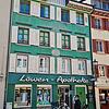 Die heutige Löwen-Apotheke in Waldshut: In diesem Haus machte Pater Jordan seine Malerlehre.