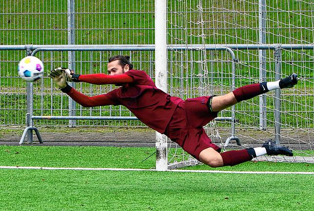 Bild 18: Spannendes Linzgauderby zwischen SC Pfullendorf II und SV Denkingen. Wir haben die besten Bilder!
