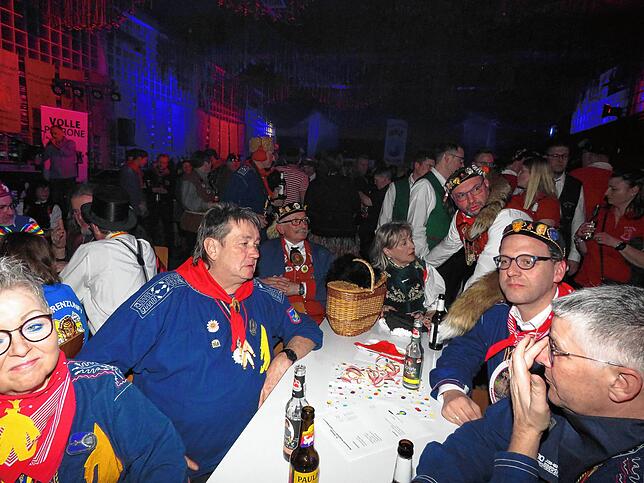Bild 8: Leipferdinger Strohglonki feiern 70. Geburtstag mit Brauchtumsabend