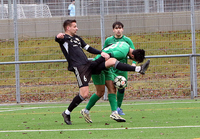Bild 13: TSV Aach-Linz gewinnt spannendes Verfolgerduell. Wir waren mit der Kamera dabei!