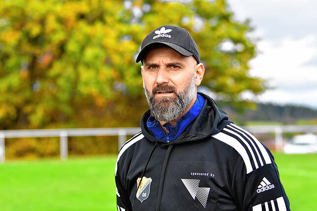 Trainer Branimir Sarenac von der U23 des SV 08 Laufenburg: „Ohne Unterstützung aus dem Landesliga-Kader schaffen wir es nicht.“