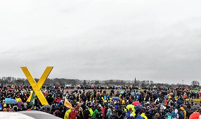 Demonstranten wohin das Auge reicht: Tausende von Klima-Aktivisten waren am 14. Januar in Lützerath.