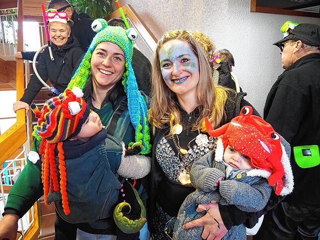 Bild 1: Bilder der Rathausstürmung: Bürgermeister Morasch verliert Dreizack der Macht bei Lottstetter Fasnacht