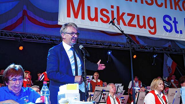 Bild 30: Waldshuter Chilbi 2025: Volles Haus beim 57. Wunschkonzert des Musikzugs St. Florian - das sind die schönsten Bilder