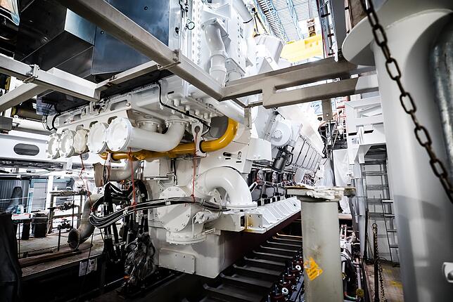Der "Dual-Fuel-Motor" von Zeppelin Power Systems in dem neuesten Kreuzfahrtschiff der Aida-Flotte, der Aidanova. Sie wird weltweit ...