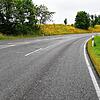 In dieser Kurve an der Schwenninger Steige kracht es immer wieder, weil Autos mit überhöhter Geschwindigkeit auf die Gegenspur geraten. ...
