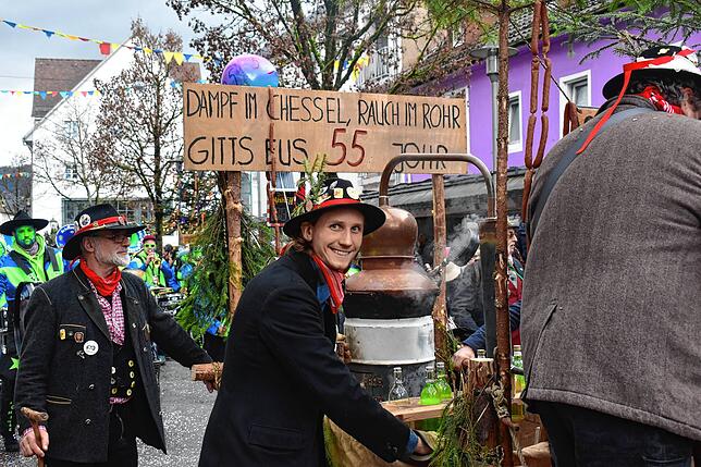 Bild 26: Der große Sonntagsumzug durch das Tal &ndash; hier sind die Bilder