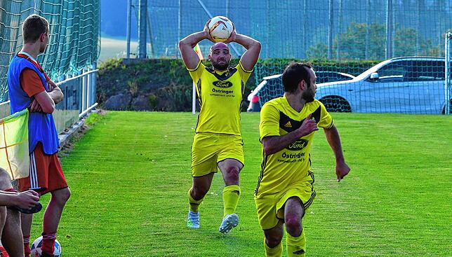 Bild 28: SV Schwörstadt setzt sich im Rothaus-Bezirkspokal mit 2:1 beim FC Dachsberg durch &ndash; und wir haben Bilder!