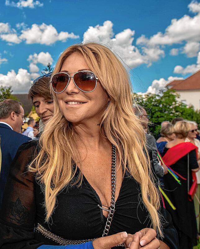 Bild 5: Anita Hofmanns kirchliche Hochzeit: Die schönsten Bilder