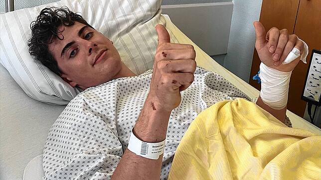 Daumen hoch: Benjamin Boos am Tag nach seiner Operation in Tübingen. Inzwischen ist der Bahnrad-Sportler wieder in seiner Heimat ...