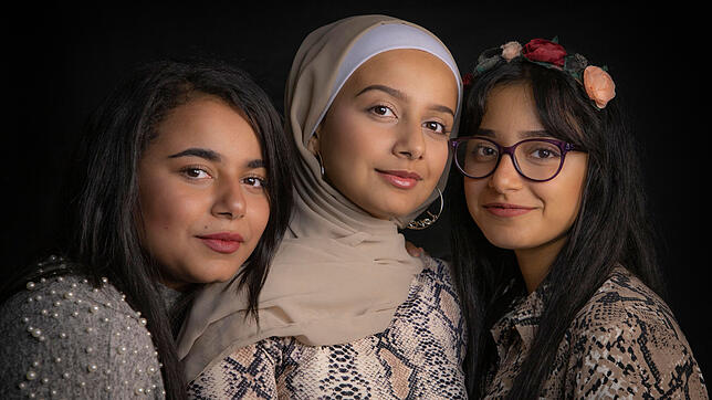 Nour, Sara und Heba Almohamad Alfadel