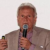 Herbert Neuland ist einer der Initiatoren des Bürgerentscheids. Sein Hauptargument: „Der Hafen ist nur für eine kleine Gruppe der ...