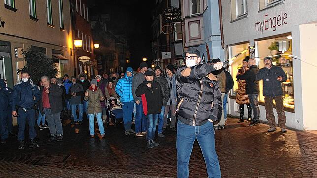 Die Klepfer in Rottweil setzen ein Zeichen gegen die sogenannten Corona-Spaziergänger.