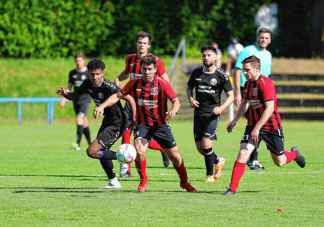 Bild 5: Die besten Bilder vom Spiel des SC Konstanz-Wollmatingen gegen den FC Königsfeld!