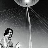 Otto Piene mit „Tent II“, Skyevent für „Lichtspur im Haus der Sonne“, WDR 3, 1974.