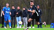 Aufgedreht: Mit zwei Treffern legte Saner Öz den Grundstein zum 3:0-Sieg der SG FC Wehr/Brennet bei den SF Schliengen.