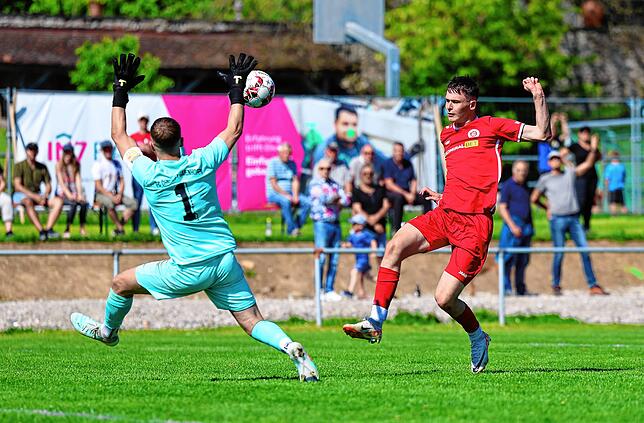 Bild 3: Unsere große Bildergalerie vom Spiel des FC Öhningen-Gaienhofen gegen den SC Pfullendorf II