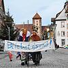 Das war der netteste Gag der Straßenfasnet 2021 in Villingen. Eine Stachi und seine Altvillingerin hatten einen Chaisenwagen so ...